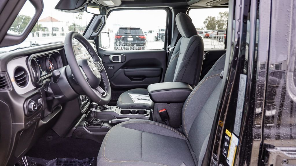 New 2026 Jeep Gladiator Sport image 19