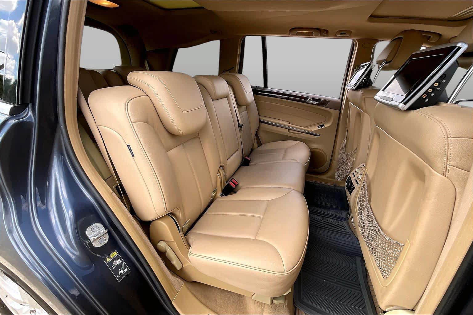 Used 2012 Mercedes-Benz GL 450 4MATIC image 16