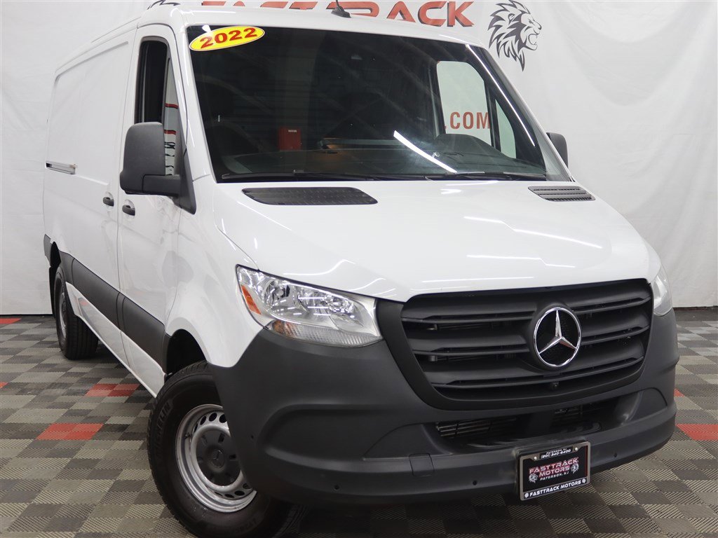 Used 2022 Mercedes-Benz Sprinter 1500 image 3