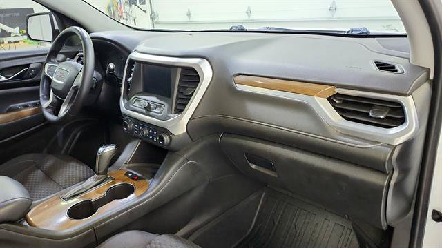 Used 2019 GMC Acadia SLE FWD image 22