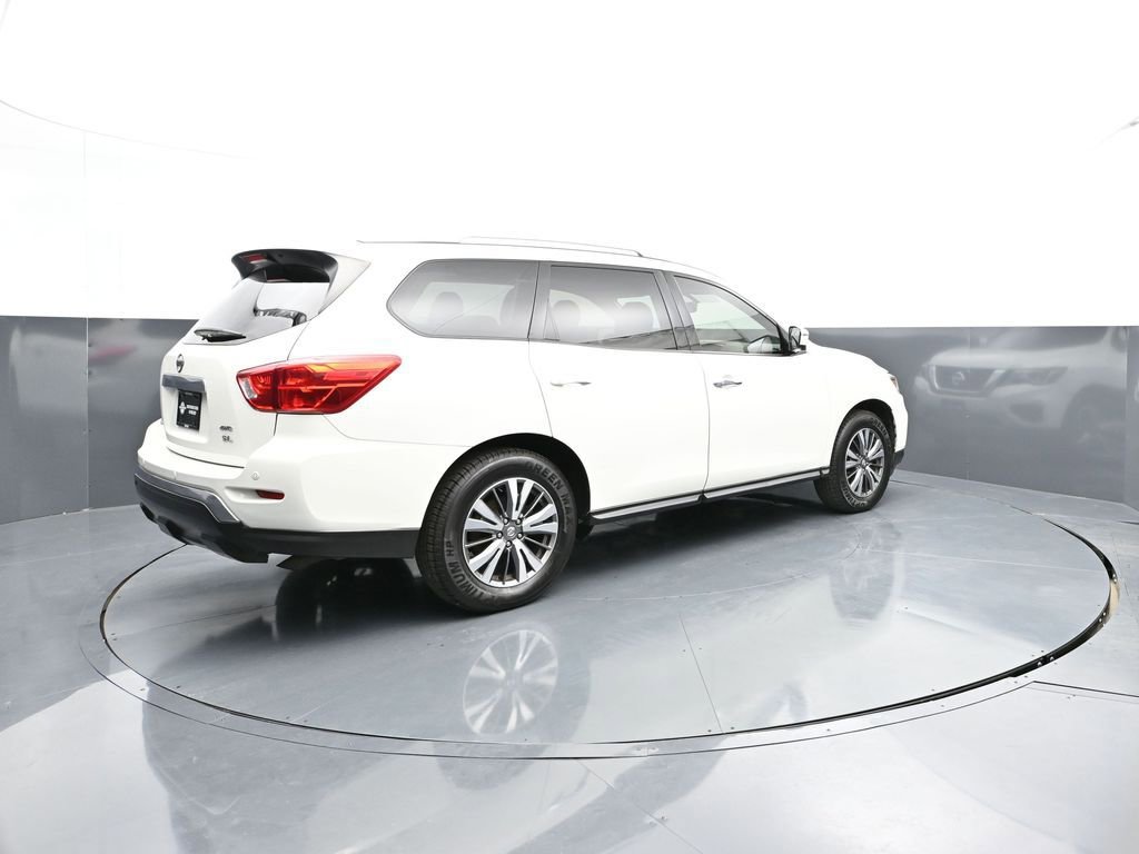 Used 2019 Nissan Pathfinder SL AWD/4WD image 5