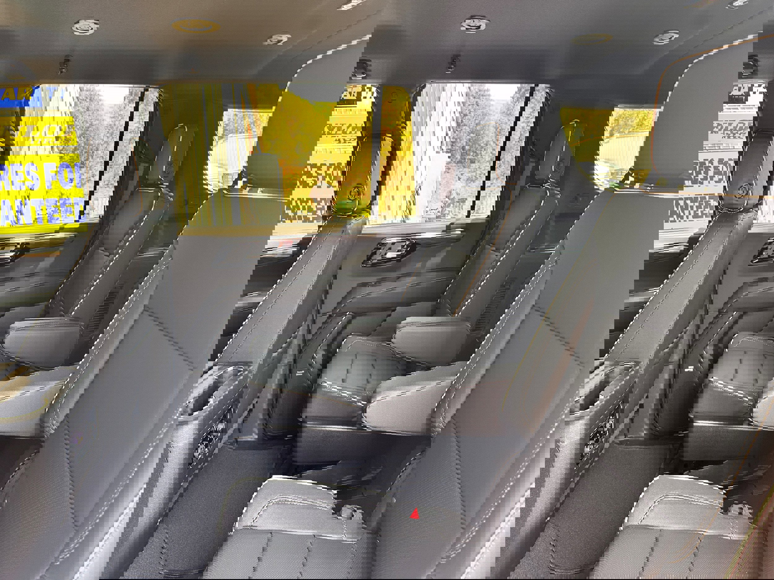 New 2025 Chevrolet Suburban Premier w/ LPO, Illumination Package image 10