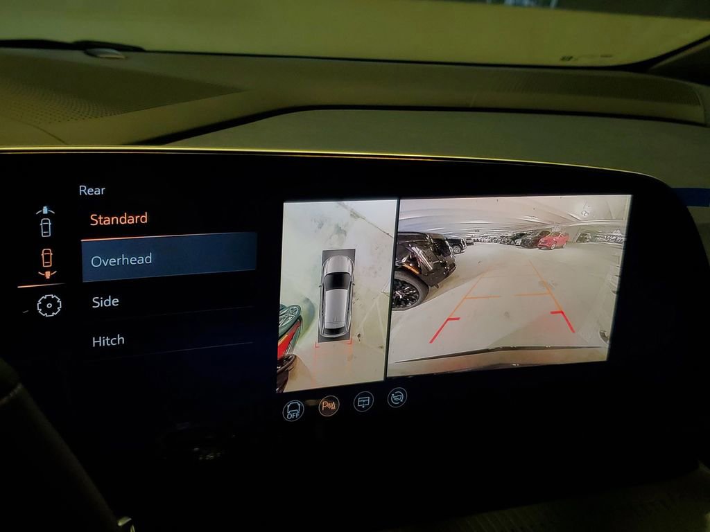 New 2025 Cadillac Optiq Sport 2 image 43