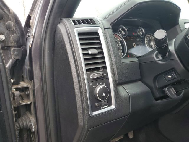 Used 2016 RAM 1500 Limited image 18
