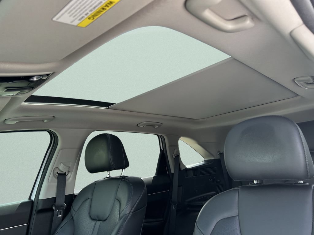 Used 2023 Kia Sorento EX w/ Panoramic Sunroof Package FWD image 27