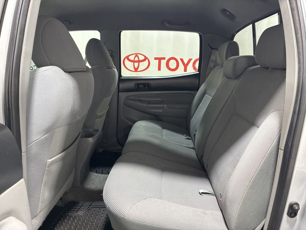 Used 2011 Toyota Tacoma 4x4 Double Cab w/ TRD Sport Pkg image 17