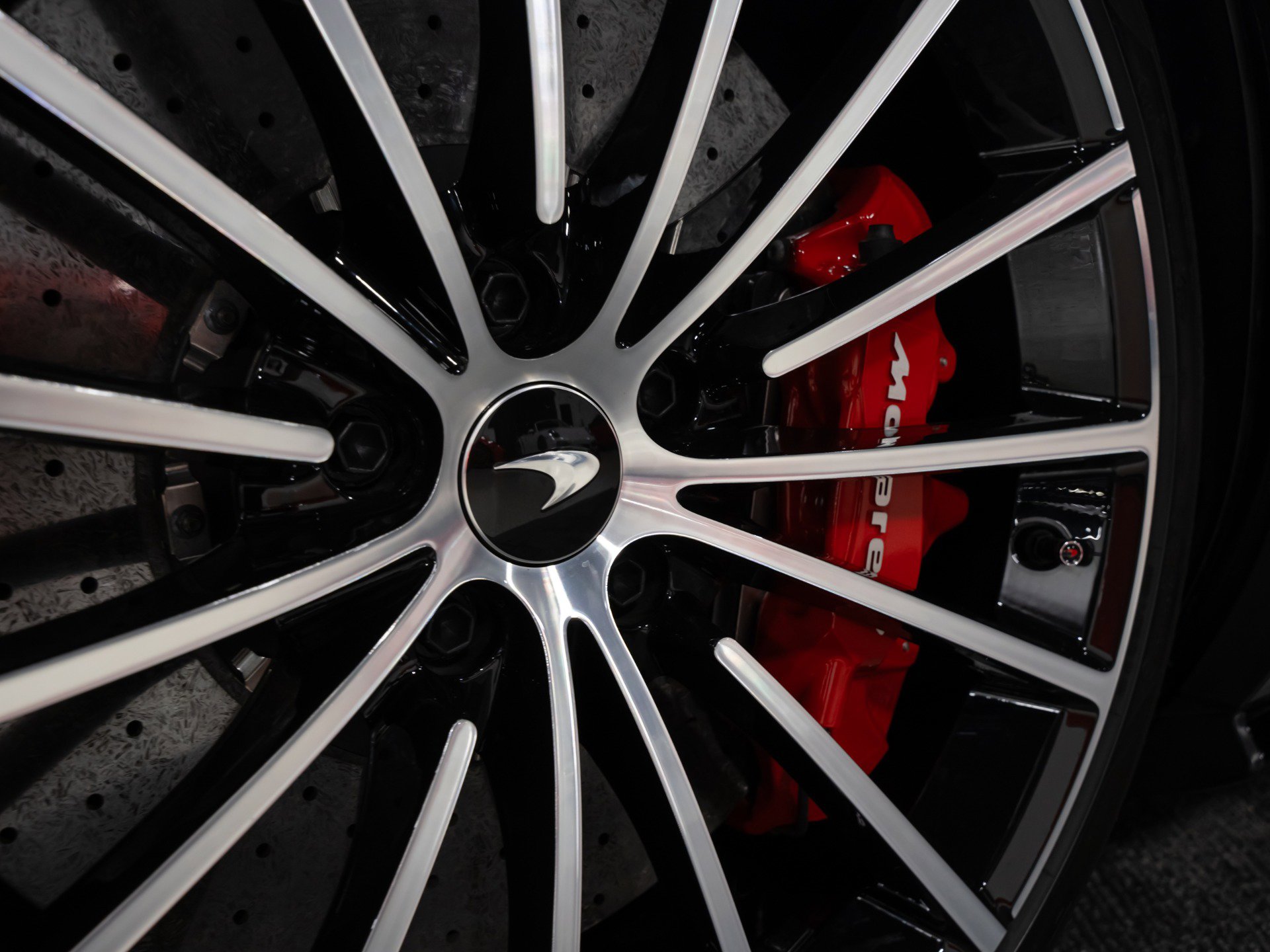 Used 2023 McLaren GT image 19