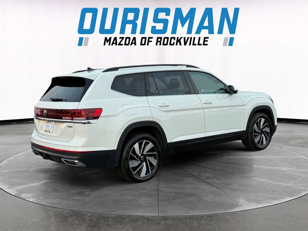 Used 2025 Volkswagen Atlas SE image 6