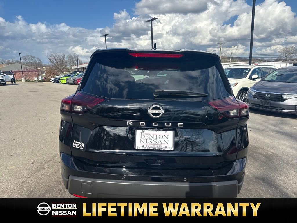 Certified 2026 Nissan Rogue SV w/ SV Premium Package image 8