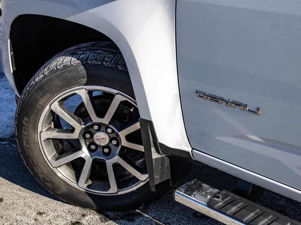 Used 2020 GMC Canyon Denali image 8