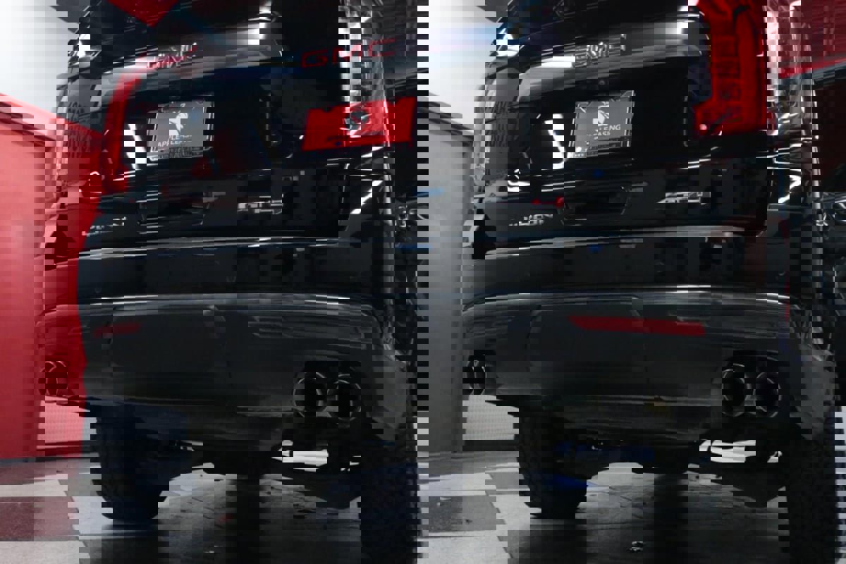 Used 2022 GMC Yukon AT4 image 32