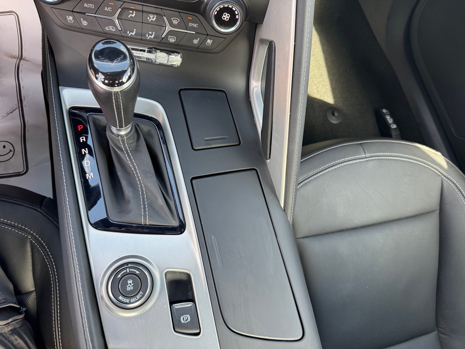 Used 2018 Chevrolet Corvette Grand Sport RWD image 15