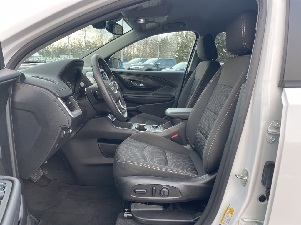 Certified 2022 GMC Terrain SLE w/ Driver Convenience Package image 27