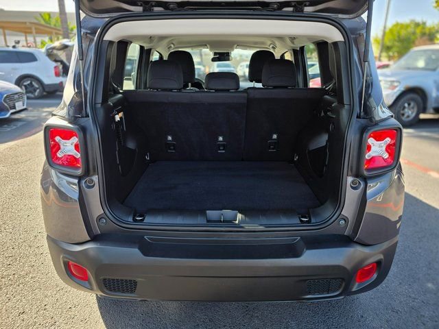 Used 2021 Jeep Renegade Sport image 13