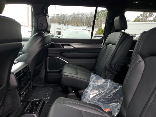 New 2026 Jeep Grand Wagoneer Limited AWD/4WD image 13