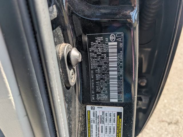 Used 2010 Toyota Corolla image 28