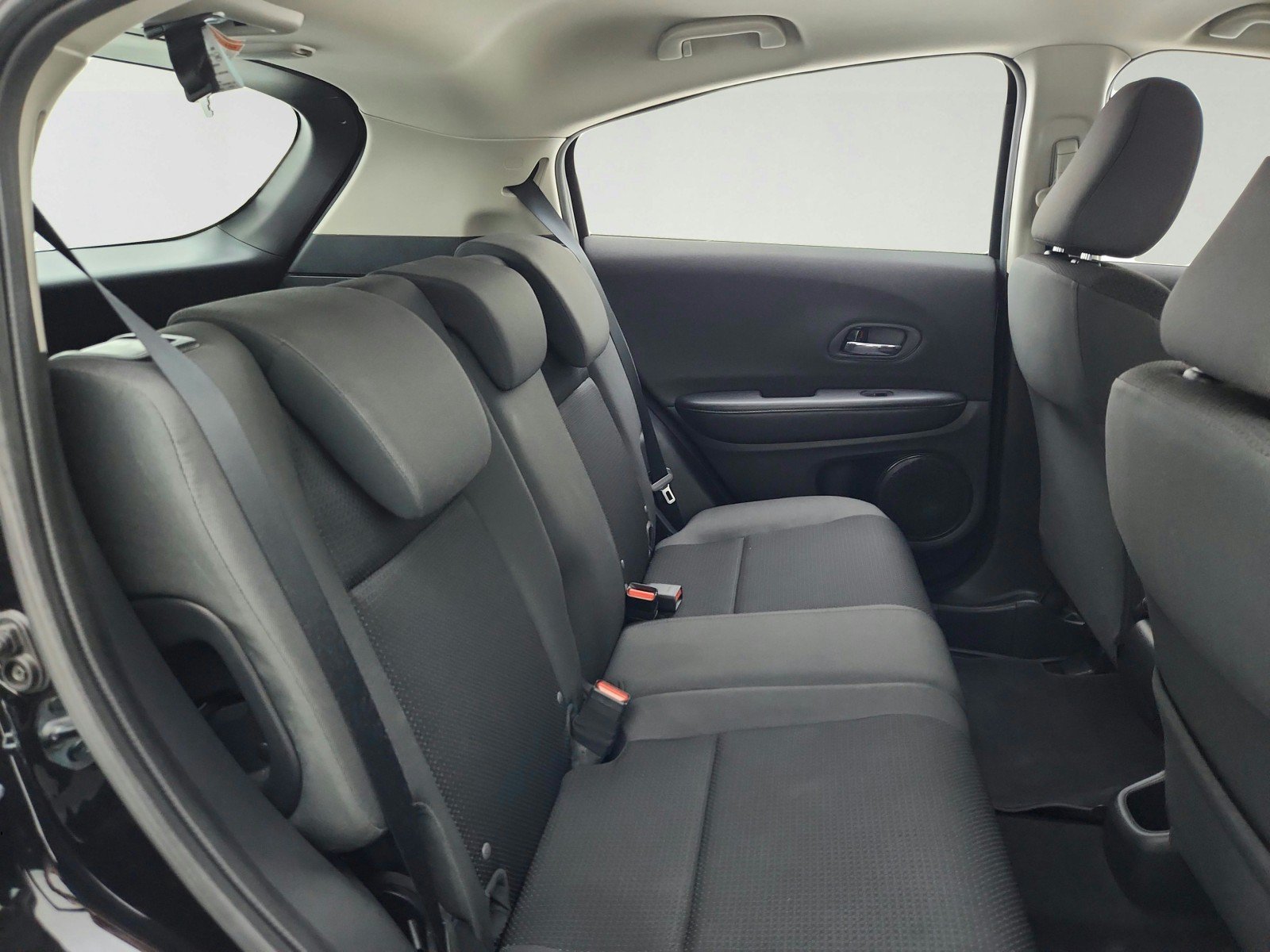 Used 2022 Honda HR-V LX image 29