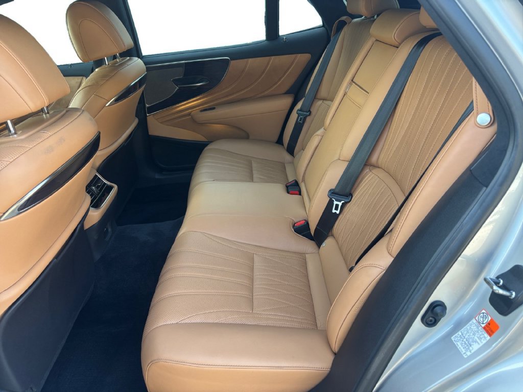 Used 2024 Lexus LS 500 w/ Interior Upgrade Package RWD image 14