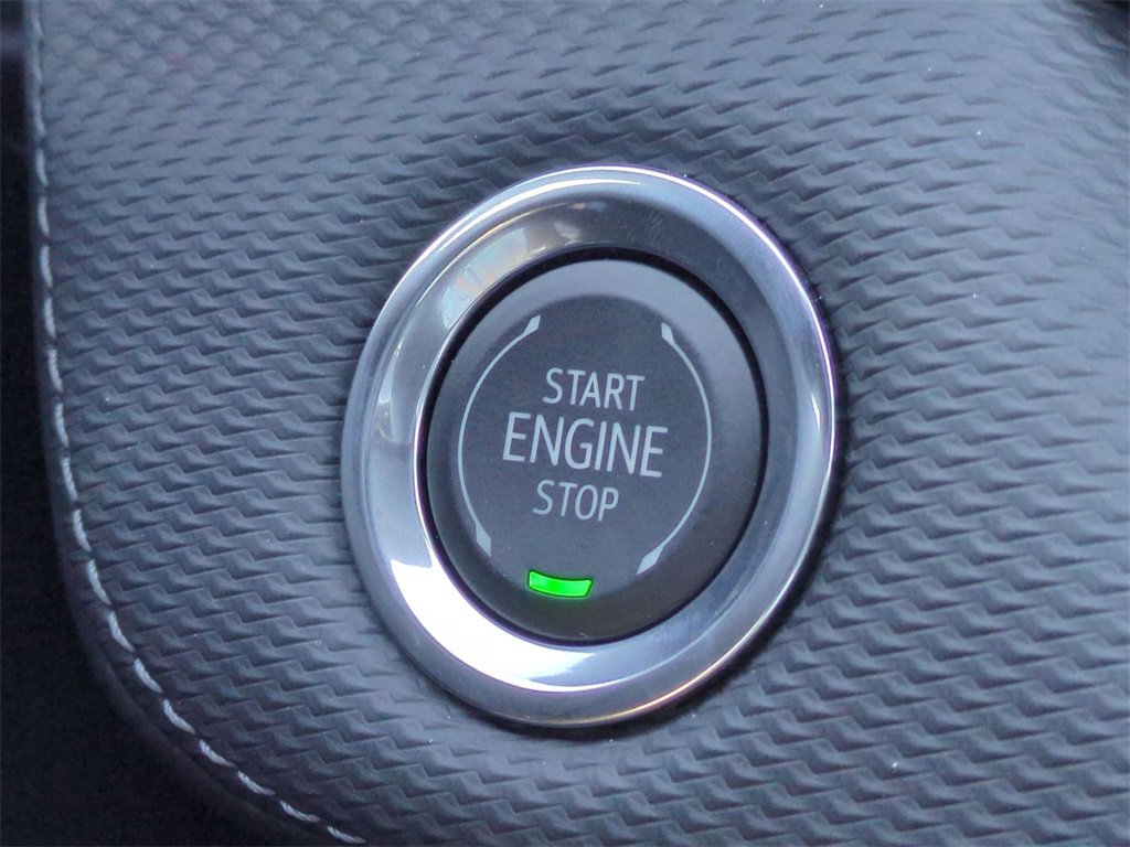 New 2026 Chevrolet Equinox LT w/ Midnight Edition image 17