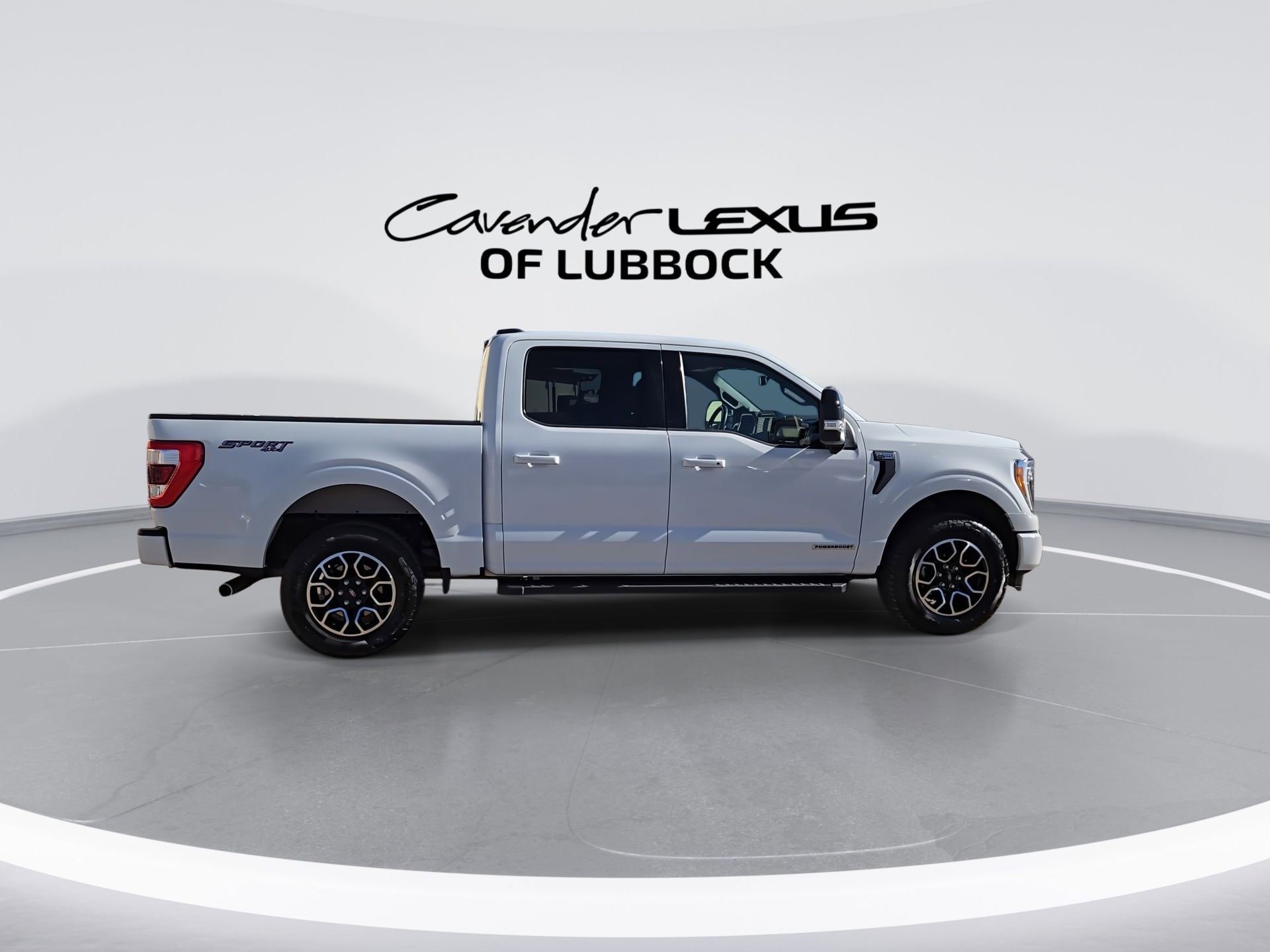 Used 2023 Ford F150 Lariat AWD/4WD image 9
