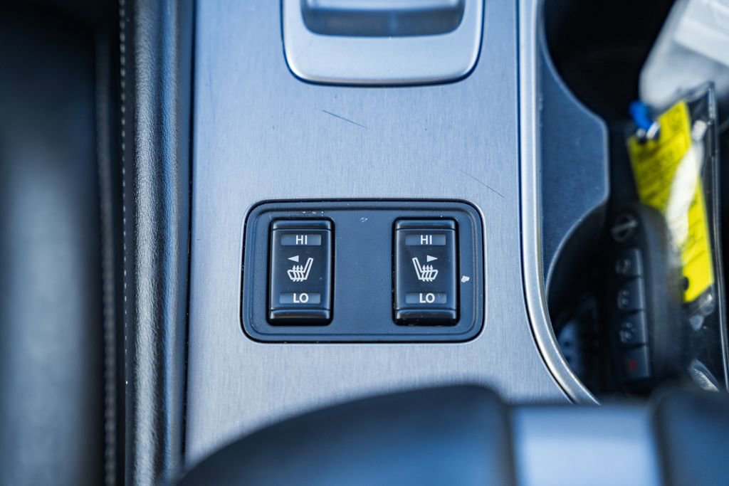 Used 2023 Nissan Murano SV image 25