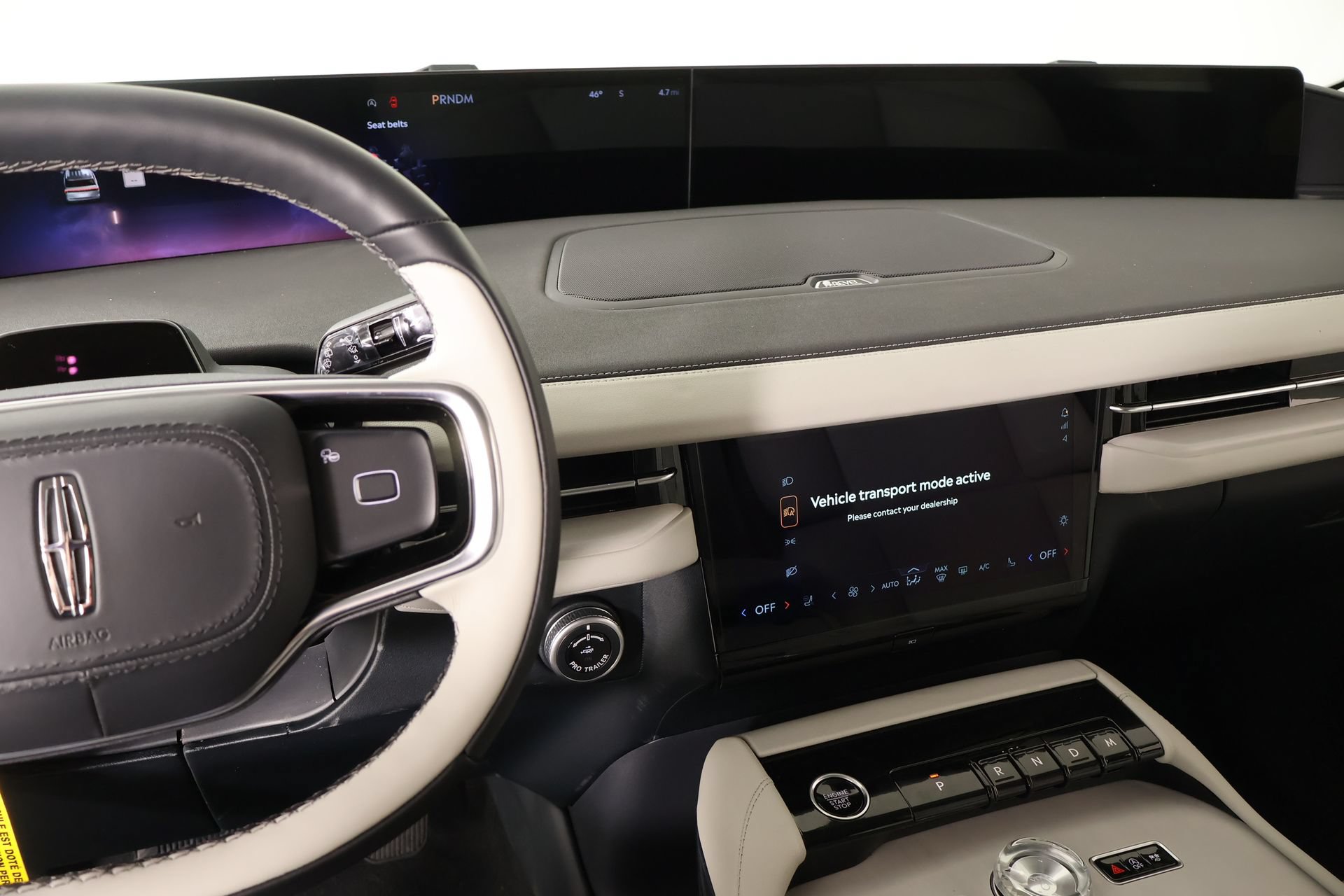 New 2026 Lincoln Navigator Premiere AWD/4WD image 5