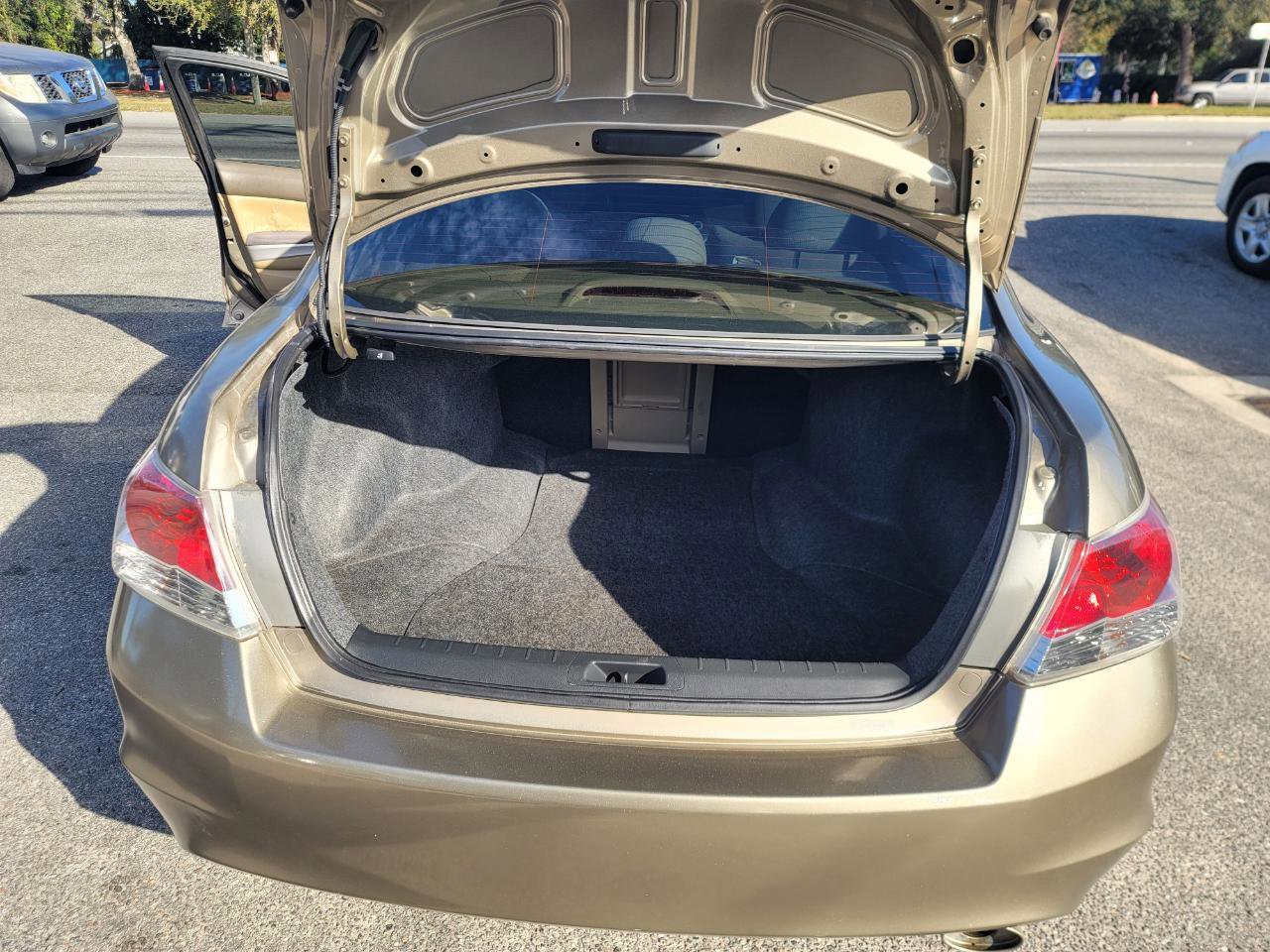 Used 2008 Honda Accord EX image 19