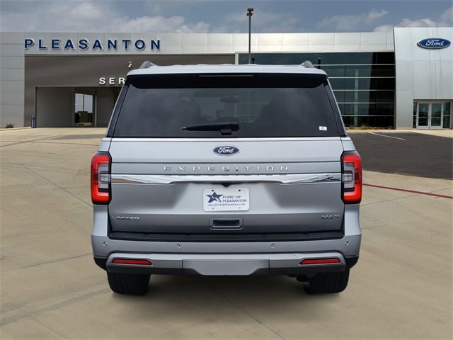 Used 2024 Ford Expedition Max Limited image 4