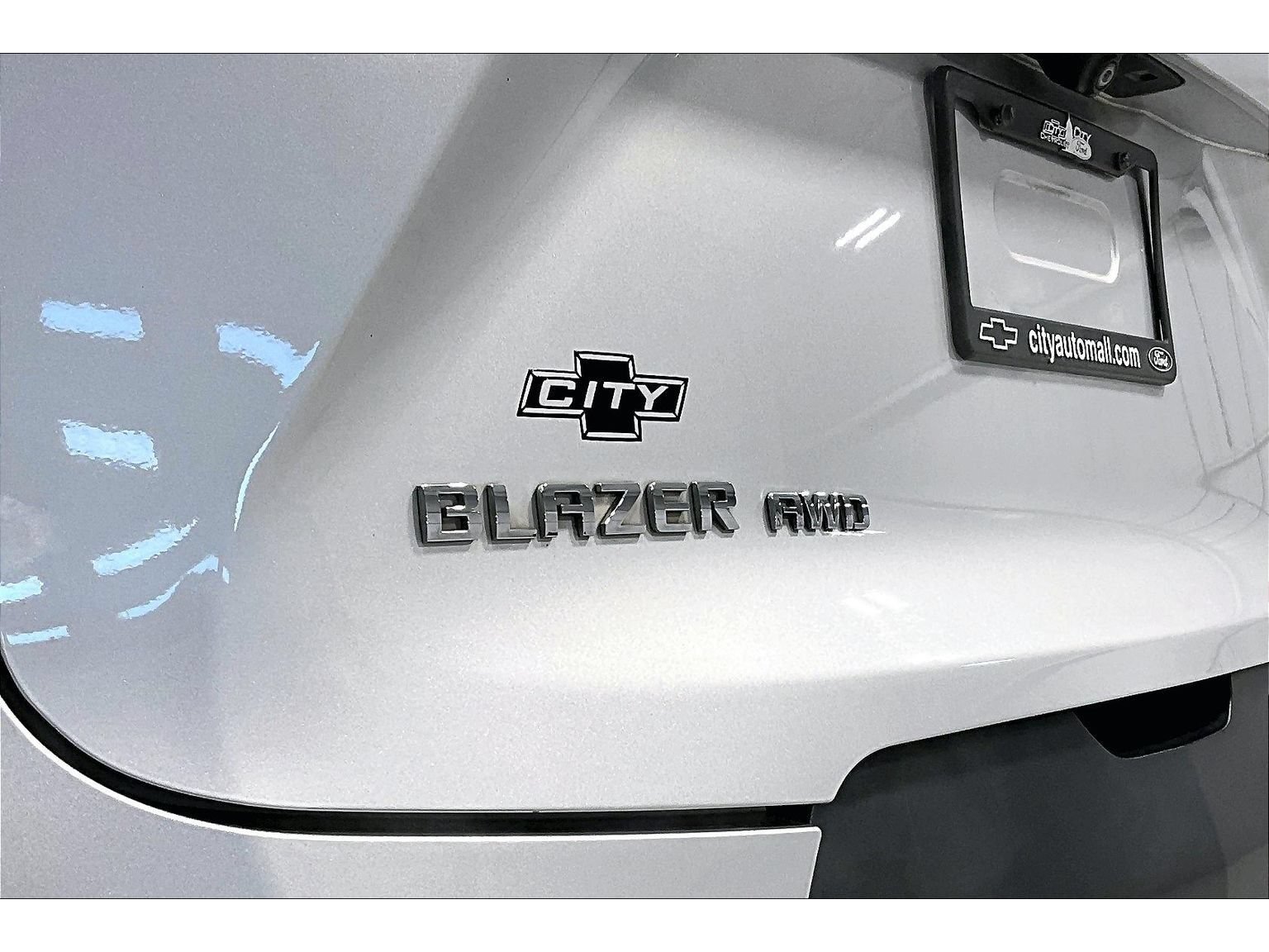 Used 2019 Chevrolet Blazer LT AWD/4WD image 35