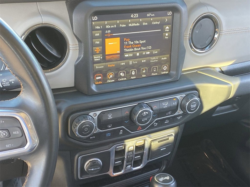 Used 2022 Jeep Wrangler Unlimited Sahara image 14