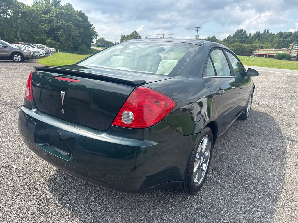 Used 2006 Pontiac G6 GT w/ Premium Value Package 2 FWD image 10