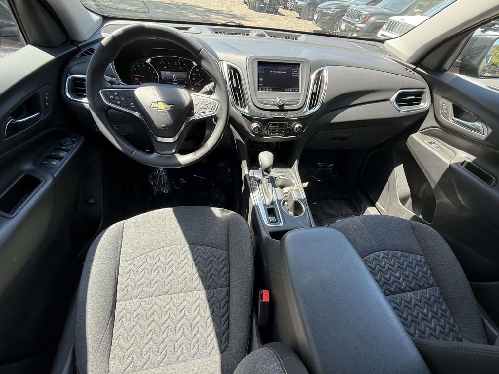 Used 2023 Chevrolet Equinox LT FWD image 15