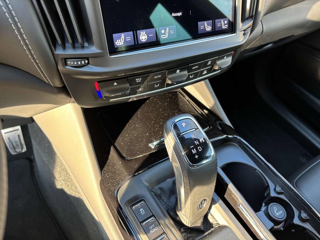 New 2023 Maserati Levante Modena image 37