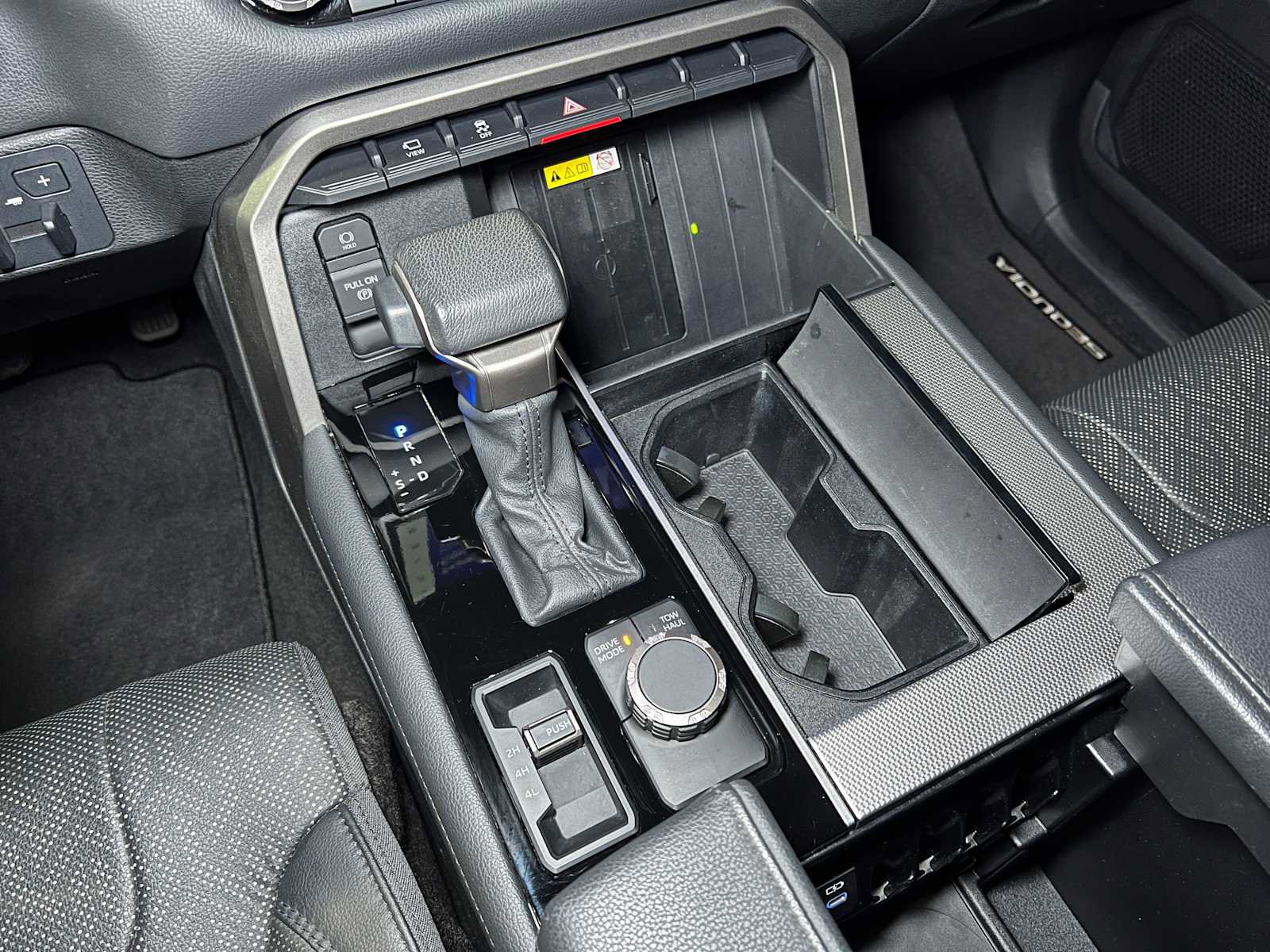 Used 2023 Toyota Sequoia Limited image 35