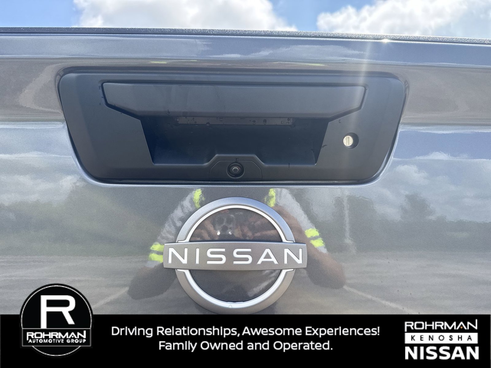 New 2026 Nissan Frontier SV w/ All-Weather Content Package AWD/4WD image 11