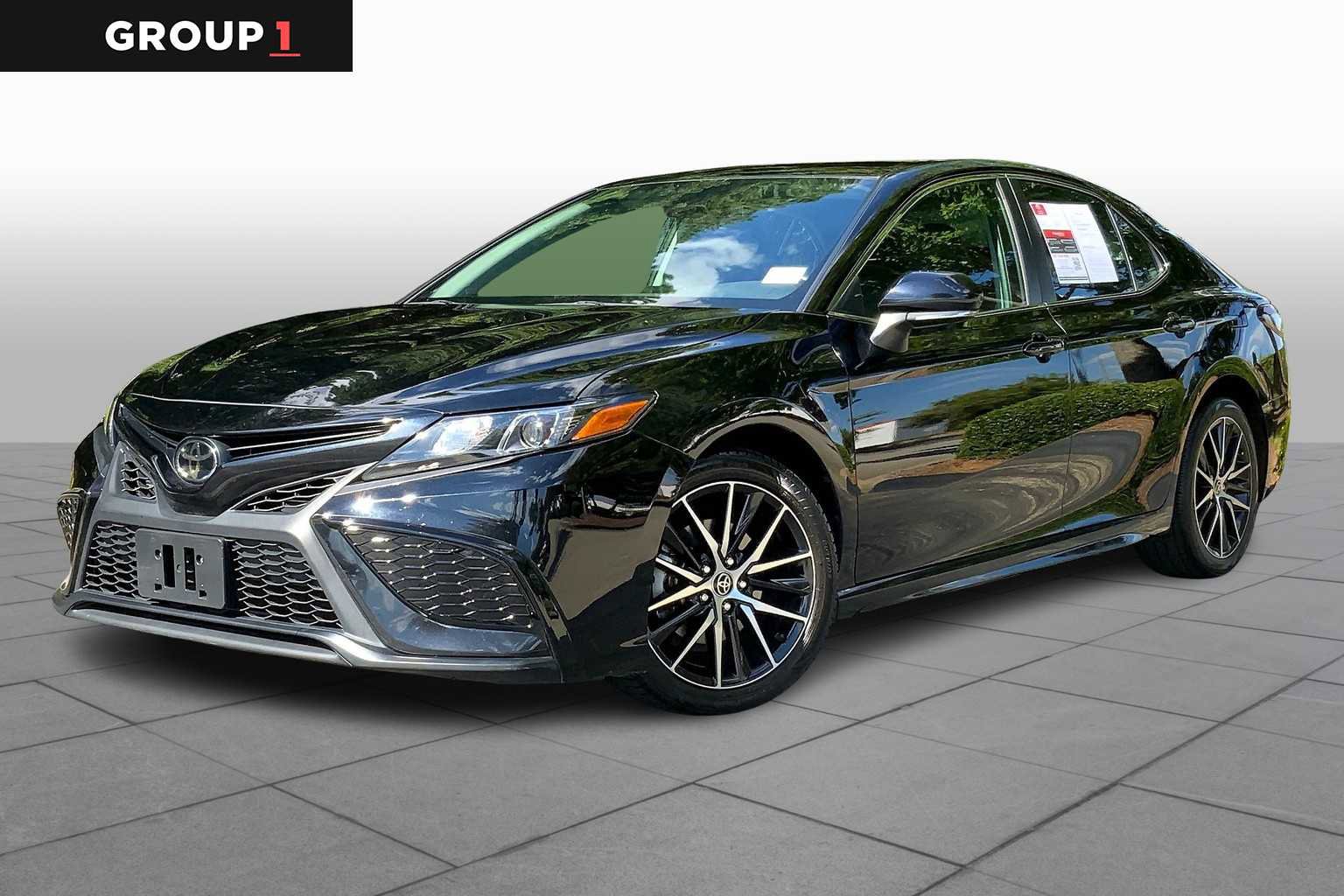 Used 2023 Toyota Camry SE