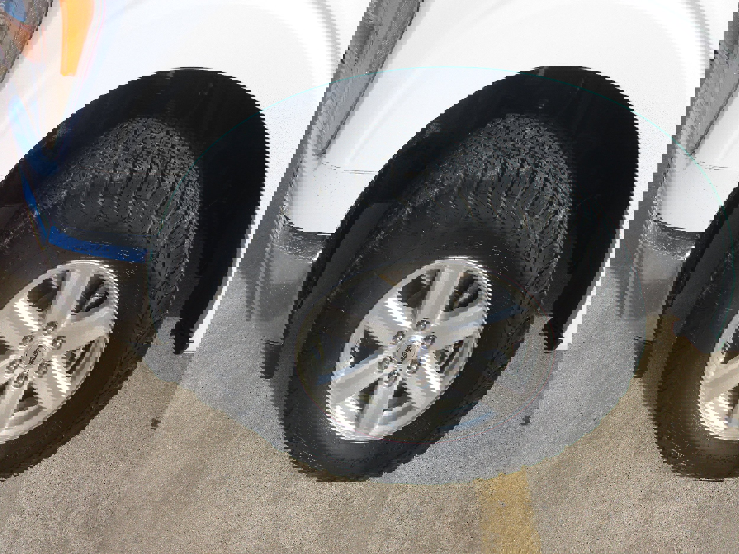 Used 2022 Ford F150 XL w/ FX4 Off-Road Package image 3