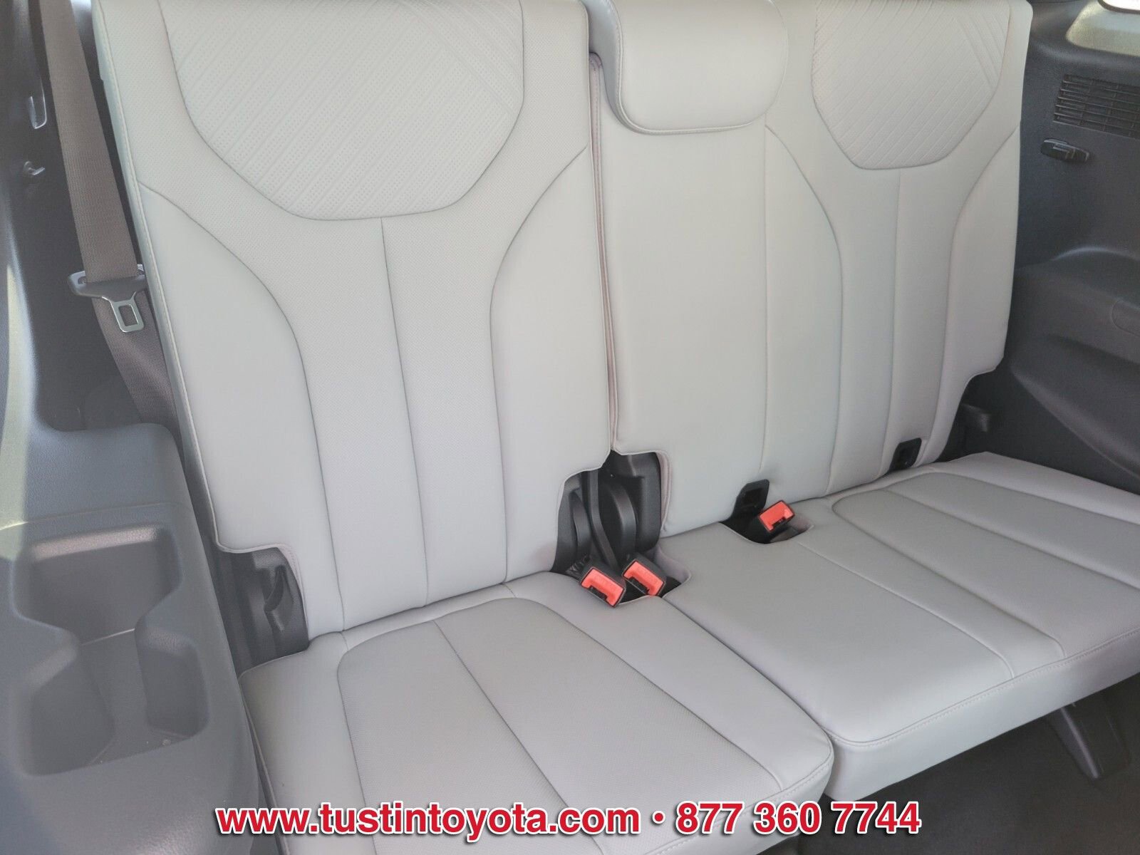 Used 2023 Hyundai Palisade SEL w/ Cargo Package FWD image 15