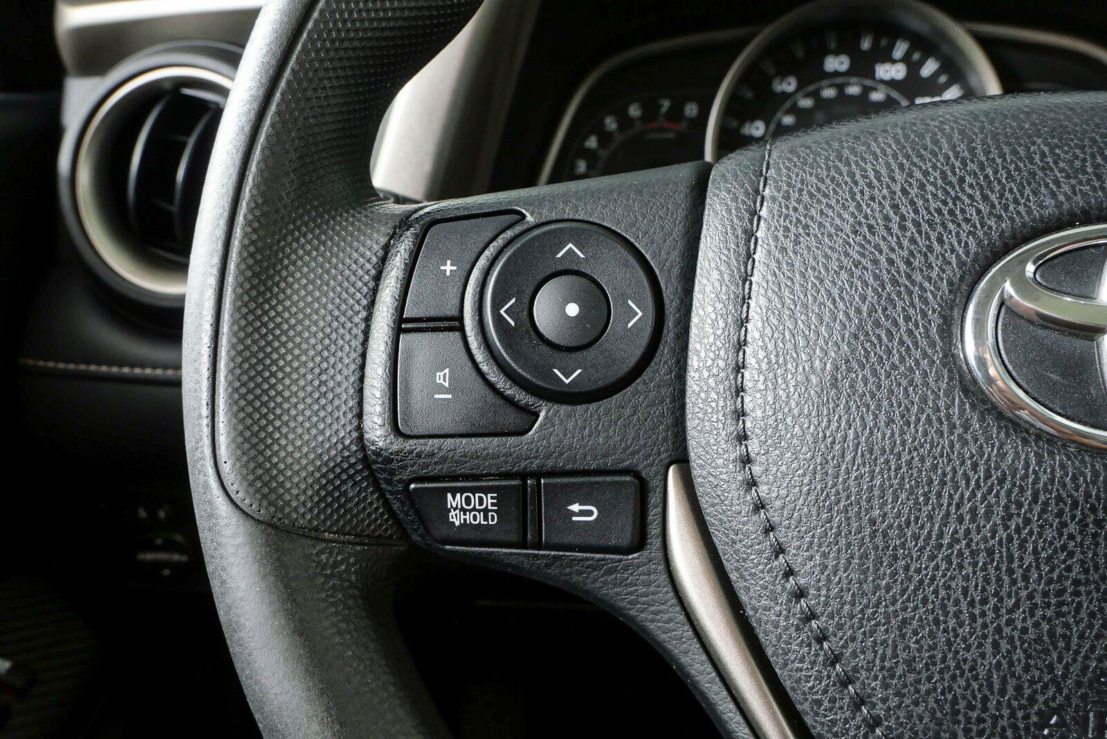Used 2013 Toyota RAV4 XLE FWD image 10