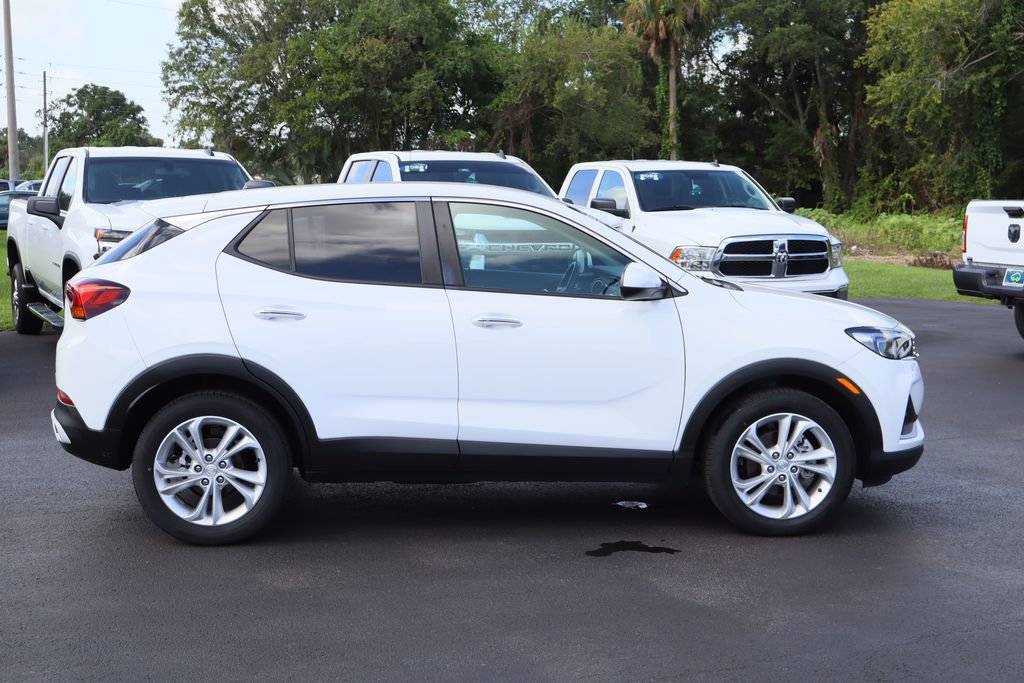 Certified 2023 Buick Encore GX Preferred w/ Cold Weather Comfort Package FWD image 10