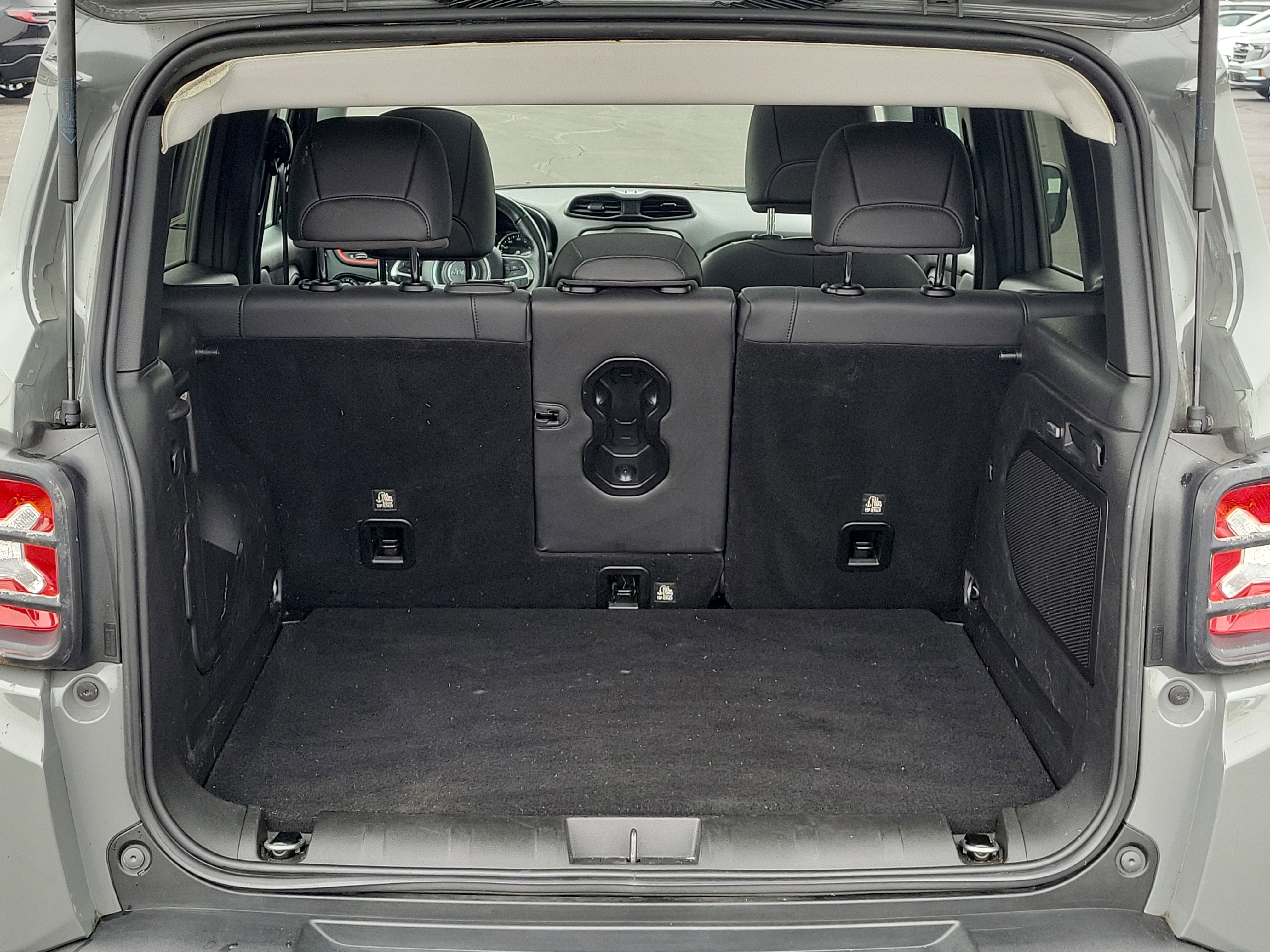 Used 2021 Jeep Renegade Trailhawk w/ Sun & Sound Group image 8