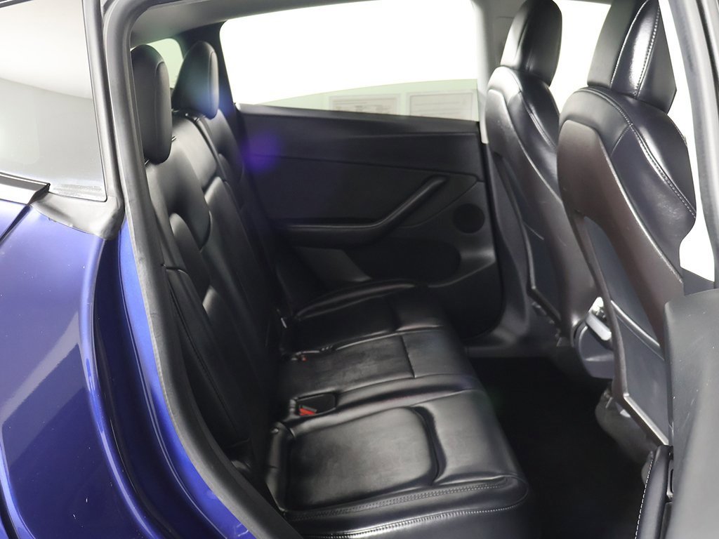 Used 2020 Tesla Model Y Long Range image 32