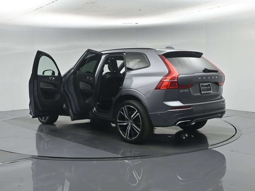 Used 2021 Volvo XC60 T8 R-Design w/ Advanced Package AWD/4WD image 38