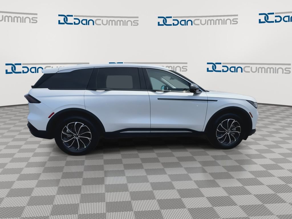 New 2026 Lincoln Nautilus Premier w/ Equipment Group 102A AWD/4WD image 9