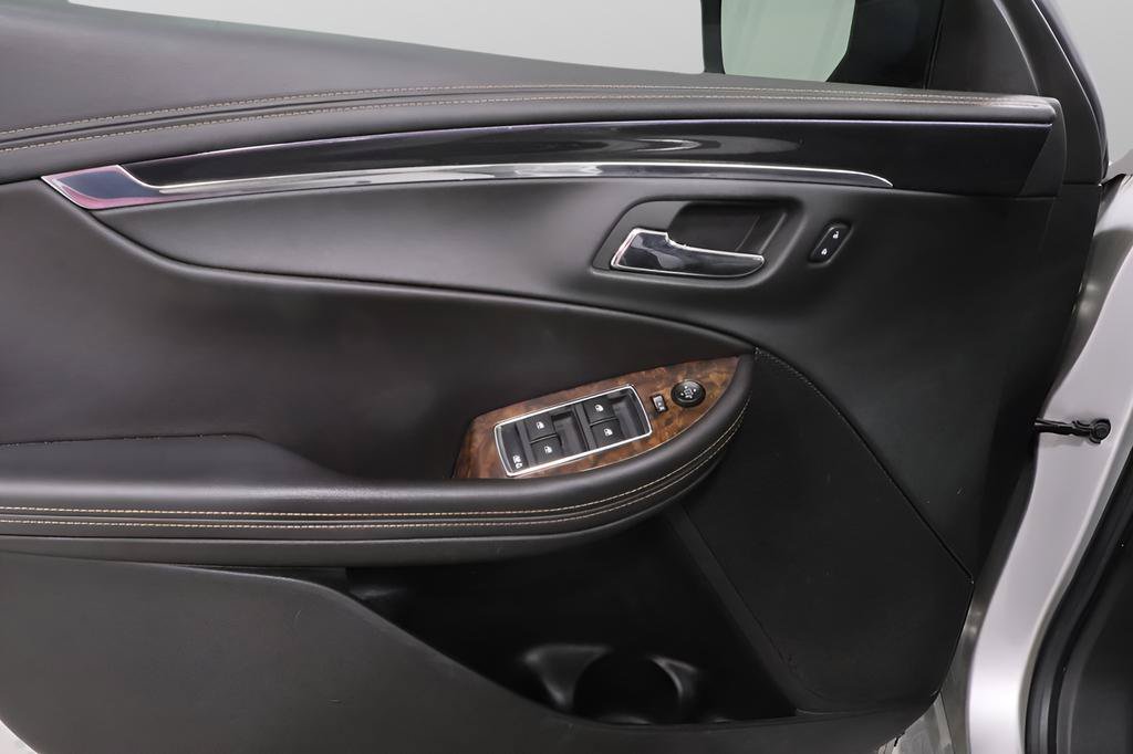 Used 2015 Chevrolet Impala LT FWD image 20