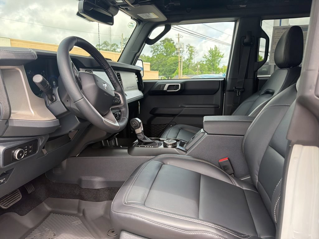 New 2026 Ford Bronco Outer Banks AWD/4WD image 9