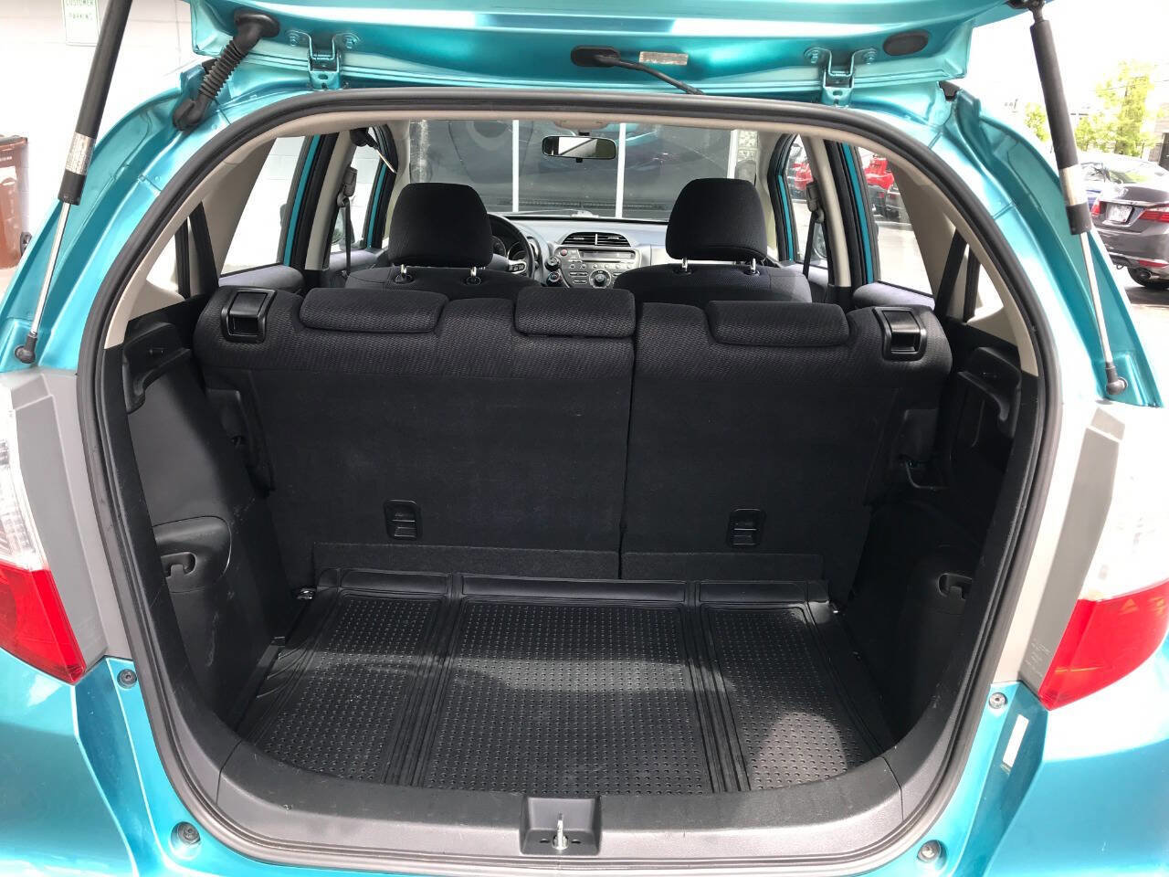 Used 2013 Honda Fit Sport image 12