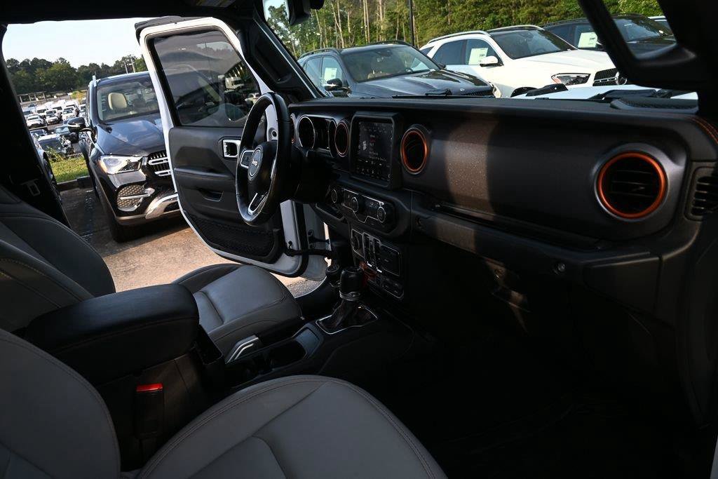 Used 2022 Jeep Gladiator Mojave w/ Cold Weather Group AWD/4WD image 23