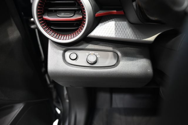 New 2026 Chevrolet Trax RS w/ Sunroof Package FWD image 25