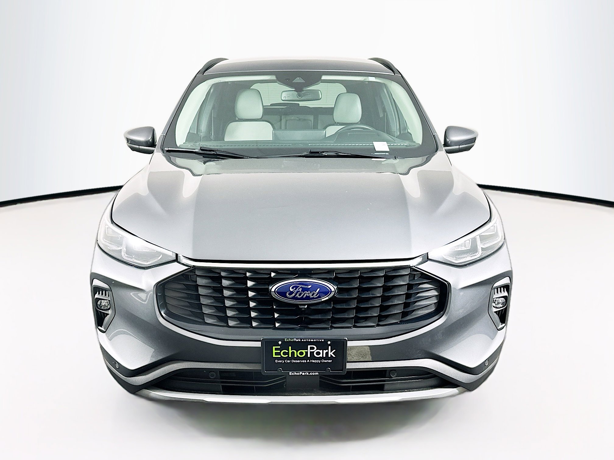Used 2023 Ford Escape SE w/ PHEV Premium Package FWD image 2